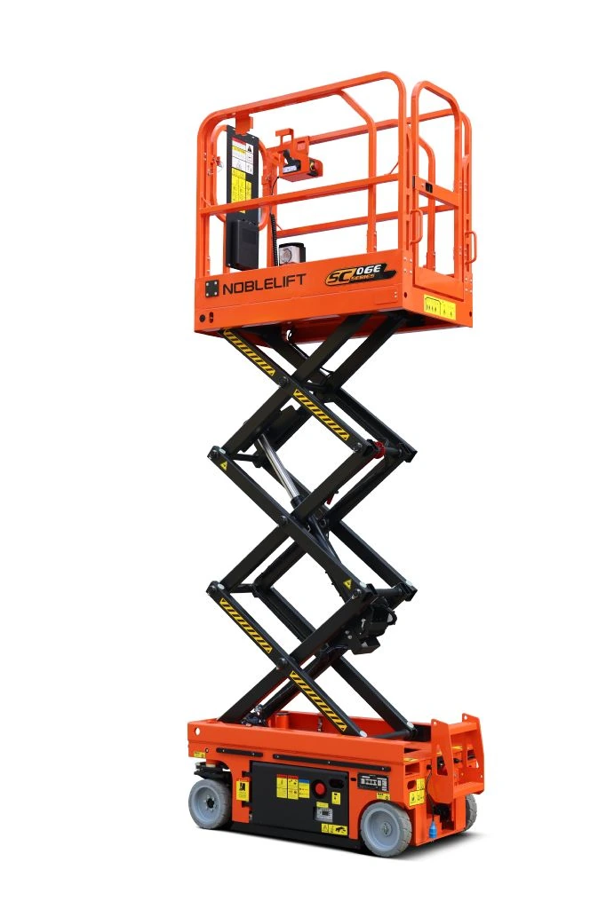 Piattaforma a pantografo Noblelift con piano di lavoro sollevato